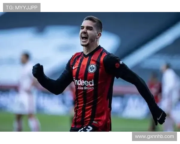 西蒙尼执教理念强调防守稳固与战术纪律，持续提升球队竞争力