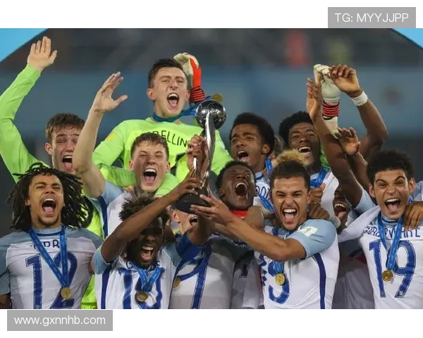 福登：从U17世界杯金球奖到英格兰主力的跨越