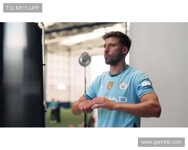 马尔基尼奥斯与鲁本·迪亚斯:防线指挥型中卫对比分析 马尔基尼奥斯与鲁本·迪亚斯:防线指挥型中卫对比分析